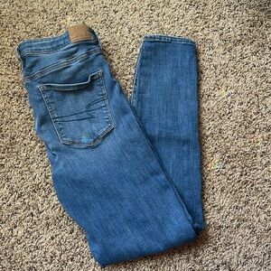 American Eagle Next Level Stretch Size 8 Regular Length Denim Jeans